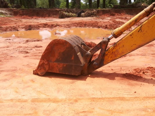 ขายแบคโฮ Pc 100-3