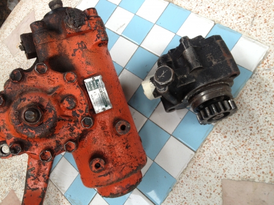 กระปุกพวงมาลัยพาเวอร์เฉินหลงพร้อมปั้มปั่น