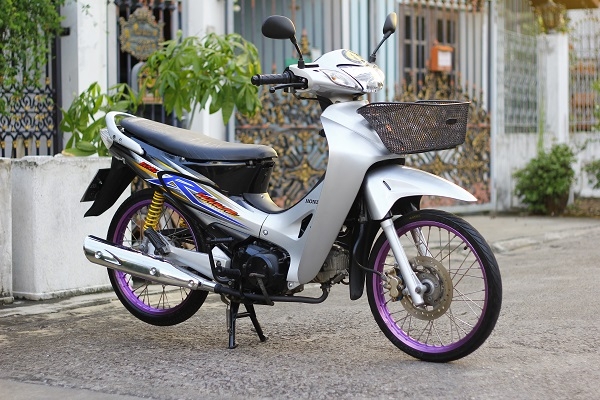 ขาย wave 125R  เดิมสวยๆ กุญแจใหญ่