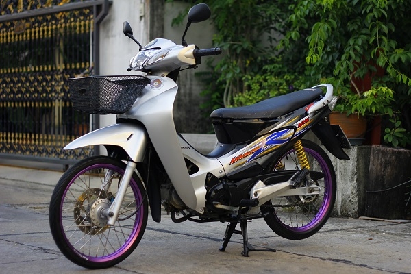 ขาย wave 125R  เดิมสวยๆ กุญแจใหญ่