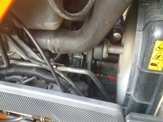 3408  DI สวย สีเดิมๆรถไร่ไม่ลงนํ้า  พร้อมผาน 6*22 ตราช้าง ครับ