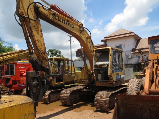 รถแบคโฮ Sumitomo ติดหัวแย๊ก