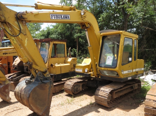 รถแบคโฮ FURUKAWA FH31 S