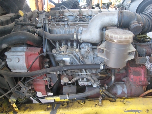 ขายเครื่อง อีซูซุ 6BD1 พร้อมเกียร์ (เครื่องนอก)  มี3 เครื่อง