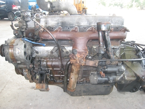 ขายเครื่อง อีซูซุ 6BD1 พร้อมเกียร์ (เครื่องนอก)  มี3 เครื่อง