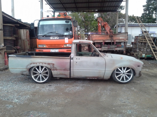 ขายrn30 ช่วงล่างระบบถุงลม 2 ปั๊ม ทะเบียนขาด ปะผุมาแล้ว เหลือทำสี