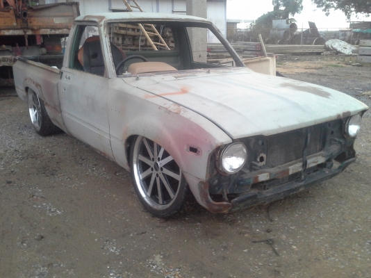 ขายrn30 ช่วงล่างระบบถุงลม 2 ปั๊ม ทะเบียนขาด ปะผุมาแล้ว เหลือทำสี