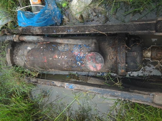 กระบอกดัมสิบล้อหัวยาว