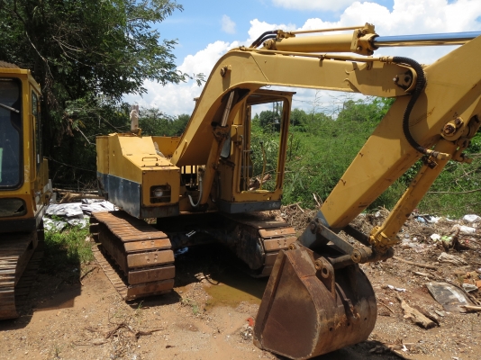 รถแบคโฮ Komatsu 10HT