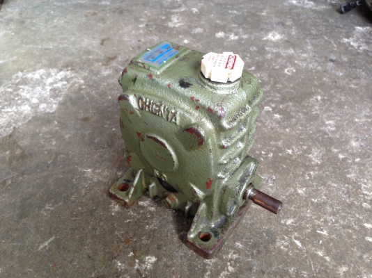 ขายหัวเกียร์ทดรอบ Chenta เบอร์ 50 อัตราทด 1:10 สภาพสวย พร้อมใช้งาน