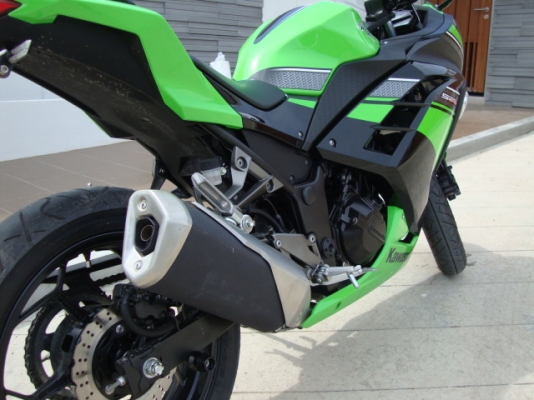 ขาย Ninja 250 ปี 2013 (สีเขียว นินจา) วิ่ง 6,200 กม 139,000.- ขาย Ninja 250 ปี 2013 (สีเขียว นินจา) วิ่ง 6,200 กม 139,000.-