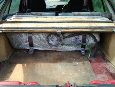 ขายรถยนต์ ปี81 โตโยต้า โคโรน่า T T132 รุ่น5ประตู เครื่อง1800cc.ติดแก๊ส เกียร์ธรรมดา แอร์เย็น ล้อแม็ก รถขับดี ช่วงล่างดี ขายถูกๆตามสภาพ (ไม่ใช่รถน้ำท่วม)