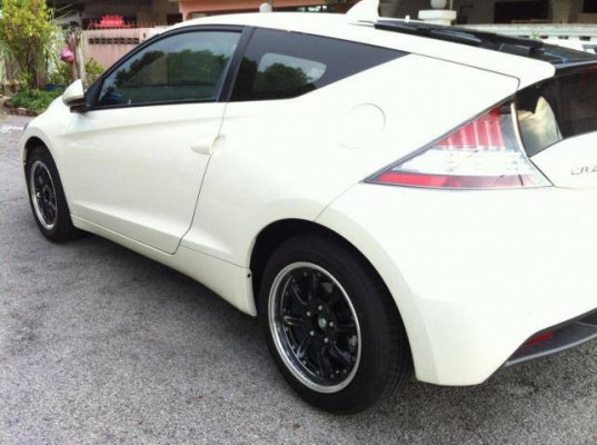 ชุดนี้โล๊ะครับ ขอบ15 หน้า6.5 หลัง7 5รู114 8,500 ยางหมดสภาพ เอาไปทำสีเองนะครับ วาตาแท้ครับ 085-989-6571