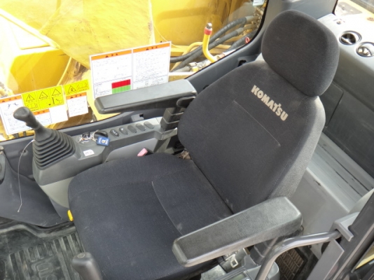 รถแบคโฮ 2007 Komatsu PC200-8N1 เครื่องจักรมือสองนำเข้าจากต่างประเทศ สภาพสวย พร้อมใช้งาน ชั่วโมงทำงาน 4,242 ชม.