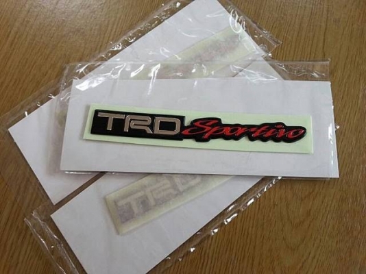 ขายสติกเกอหติดกระจังหน้ารถ vigo TRD เเท้