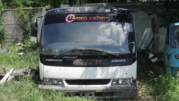 หัว ISUZU DECA สวย บาง เดิมๆ ของครบ ยกใส่รถวิ่งได้เลย