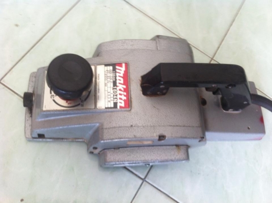กบไสไม้Makita 1804N ของแท้ สภาพดีมาก ราคาถูก ด่วนเลยครับ กบไสไม้Makita 1804N ของแท้ สภาพดีมาก ราคาถูก ด่วนเลยครับ