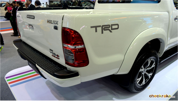 ขายสติกเกอร์ท้ายกะบะรถ vigo Prerunner  4*4  TRD เเท้