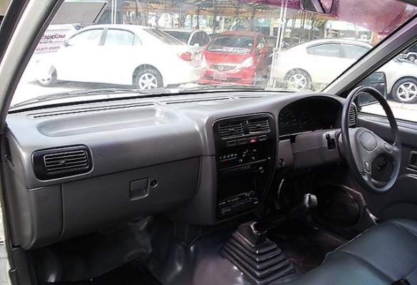 รถยนต์ NISSAN BIG M ปี '96