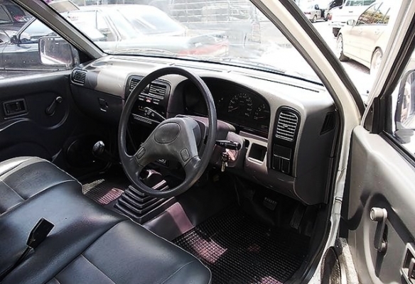 รถยนต์ NISSAN BIG M ปี '96