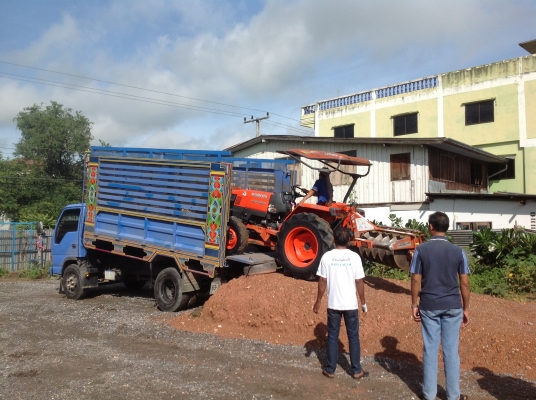 ปัญญาแทรคเตอร์มาแล้ว...จัดมาให้คับรถไร่ ไม่เคยลงน้ำ สีเดิมๆ คูโบต้า L3408 DI พร้อมใบมีดตราช้าง พร้อมผาน CMT 6x22