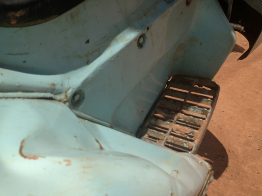 ISUZU ROCKY เครื่อง 360 HP 6WA1 รถพ่วงแม่+ลูก กระบะดั๊มพ์ 12 ตันสภาพดีไม่มีผุกร่อน ลูก 2 เพลาดั๊มพ์ความยาว 6 เมตร เครื่องแห้งแรงดีมากครับ ภายในเก๋งคอนโซลสวยครบพร้อม พวงมาลัยเพาเวอร์ ระบบเบรคทริ๊ปฟี้ครบ ช่วงล่างยางสภาพดี 70\% ทั้งแม่ลูกพร้อมใช้งาน เอกสารทะเ