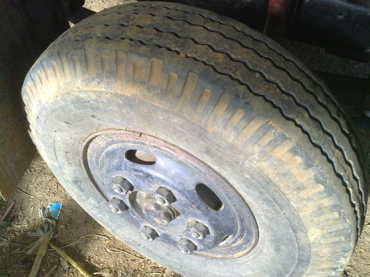 Hino KM545 117 HP WO4D แชชซีสดๆ เครื่องแน่น