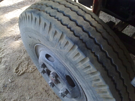 Hino KM545 117 HP WO4D แชชซีสดๆ เครื่องแน่น