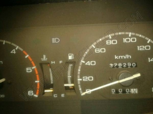 รถกระบะ ยี่ห้อ ISUZU รุ่น 4WD