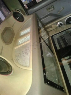 รถกระบะ ยี่ห้อ ISUZU รุ่น 4WD