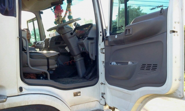 HINO PROFIA    22  ล้อ ขายราคา  1,650,000 บาท  ค่ะ