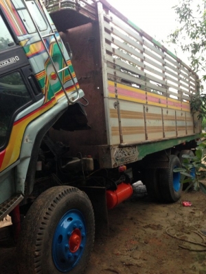 ขาย 10 ล้อ lSUZU ร็อกกี่ 195 เทอร์โบ