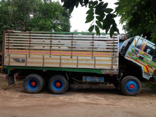 ขาย 10 ล้อ lSUZU ร็อกกี่ 195 เทอร์โบ