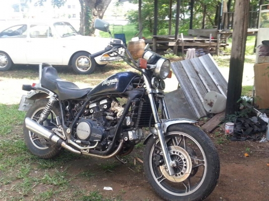 ขาย honda magna 750 ทะเบียนแท้ 45,000