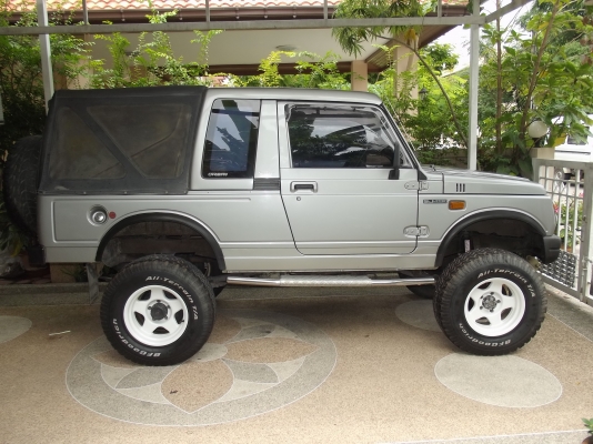 ซูซูกิคาริเบี่ยนปี 03 ราคา 245,000