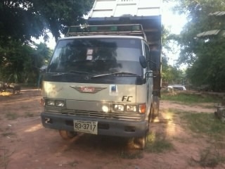 รถ6ล้อ hino  FB  เฟืองท้าย F  เครื่อง165 HP 6bd1 พวงมาลัยเพาว์เวอร์ราคาต่อรองได้้