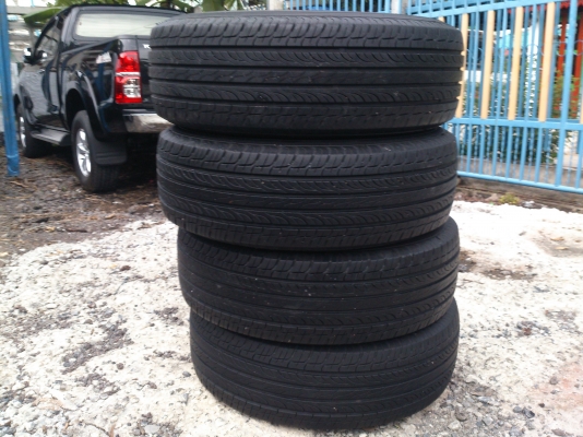 ขายยางMAXXIS BRAVO 225/70R15 ยางปลายปี10 ดอกยางเสมอกัน ไม่มีปะสวยๆ 4 เส้น