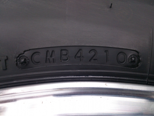 ขายแม็กTE37  6รู 139.7ขอบ18 พร้อมยางบริสโตร์265/60R18 ยางปลายปี10 สวยๆ จำนวน 1 ชุด