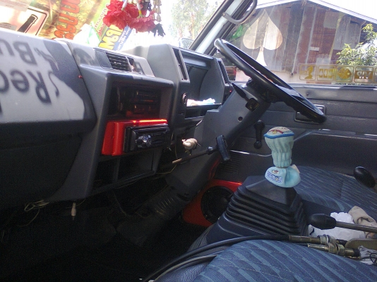 ขายNPR 115แรง ดั้มเกษตรกระบะปริเนียม ราคา700000 ต่อรองได้