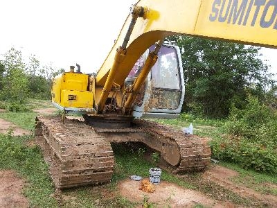 SUMITOMO SH200-1A เอวเต็ม ช่วงล่างสวย 90\% มีทะเบียนครบ