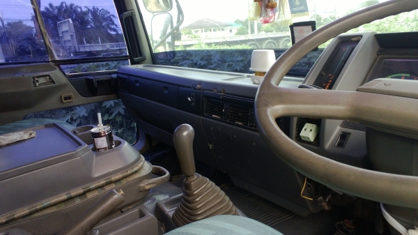 10ล้อดั้มFM3H รถห้างแท้ๆ สวยใช้ได้ สภาพดี..