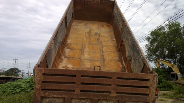 10ล้อดั้มFM3H รถห้างแท้ๆ สวยใช้ได้ สภาพดี..