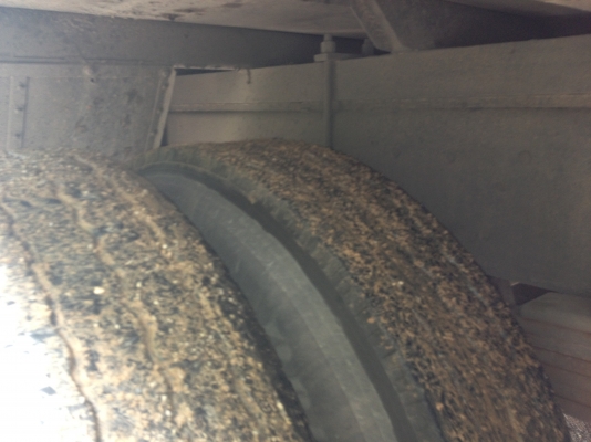 รถอีซูซุ 10 ล้อ ตู้เย็น เปลื่ยนเครื่อง 210 แรงม้า สนใจติดต่อ 081 - 6079515 รถอีซูซุ 10 ล้อ ตู้เย็น เปลื่ยนเครื่อง 210 แรงม้า สนใจติดต่อ 081 - 6079515