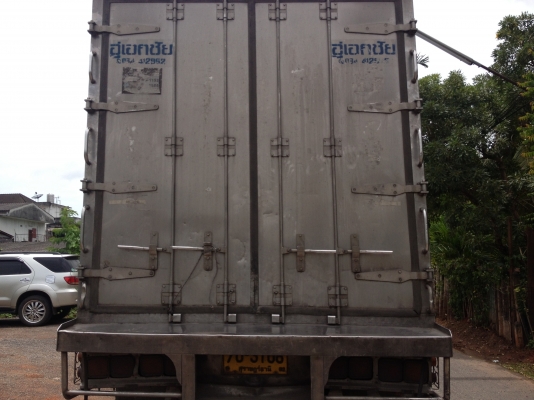 รถอีซูซุ 10 ล้อ ตู้เย็น เปลื่ยนเครื่อง 210 แรงม้า สนใจติดต่อ 081 - 6079515 รถอีซูซุ 10 ล้อ ตู้เย็น เปลื่ยนเครื่อง 210 แรงม้า สนใจติดต่อ 081 - 6079515