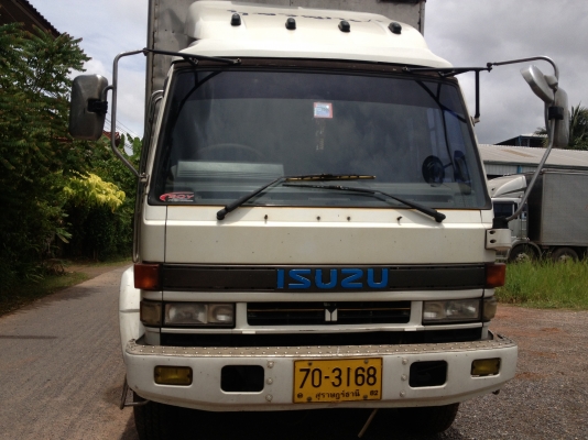 รถอีซูซุ 10 ล้อ ตู้เย็น เปลื่ยนเครื่อง 210 แรงม้า สนใจติดต่อ 081 - 6079515 รถอีซูซุ 10 ล้อ ตู้เย็น เปลื่ยนเครื่อง 210 แรงม้า สนใจติดต่อ 081 - 6079515