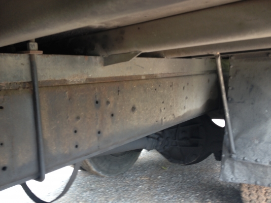 รถอีซูซุ 10 ล้อ ตู้เย็น เปลื่ยนเครื่อง 210 แรงม้า สนใจติดต่อ 081 - 6079515 รถอีซูซุ 10 ล้อ ตู้เย็น เปลื่ยนเครื่อง 210 แรงม้า สนใจติดต่อ 081 - 6079515