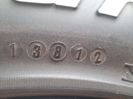 ขายยาง BF.ALL 265-75-16 ปี 12สัปดาห์ที่38 สภาพใหม่ไม่เคยลุยจอดเป็นส่วนมาก ขาย 26,500อยากเปลี่ยนไซด์ 084-0311505 พนธ์ ขอนแก่น.