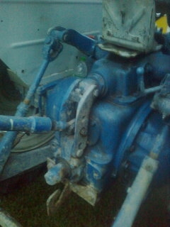 ขายรถไถ FORD 6610 2เพลา เพลาหน้า ZFหลังลาย เอกสารอินวอย เครื่องมือ 3 จาน 7 จาน ใบมีดดันหน้า ราคา 570000