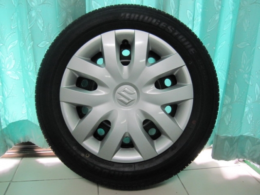 ขายยางพร้อมกะทะและฝาครอบรถ Suzuki Swift ยางป้ายแดงปี 13 ขอบ 15