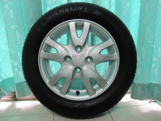 ขายล้อแม็ก Honda BRIO พร้อมยางป้ายแดงขอบ 14